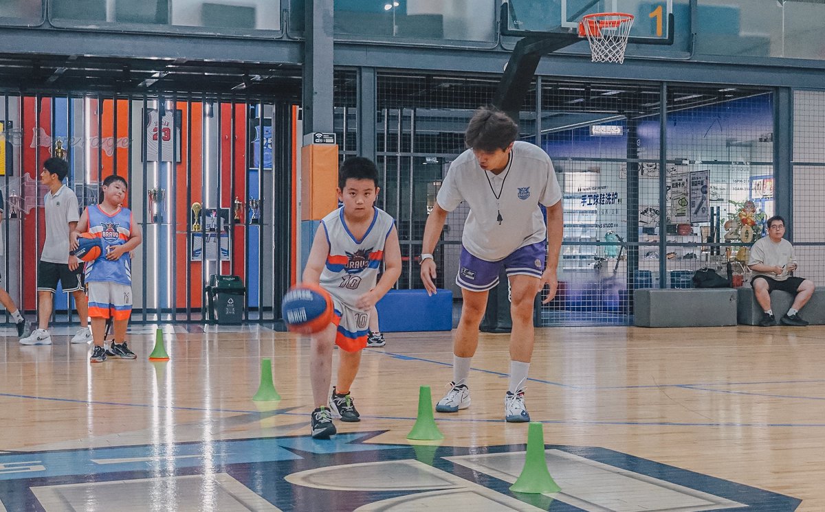青少年篮球爱好者综合训练方案_1